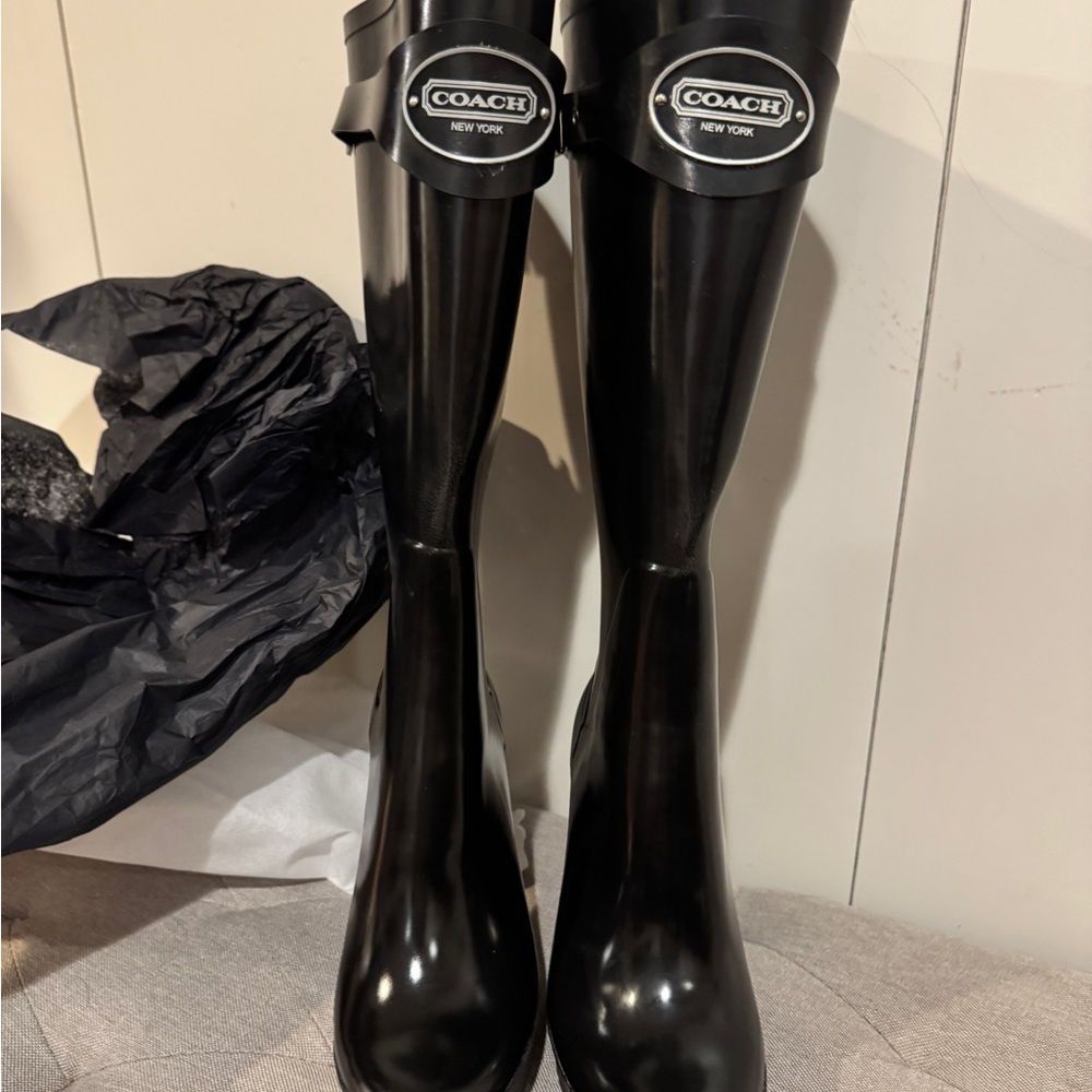 Coach Rain Boots, black and statement making - Picture 3 of 16